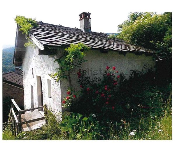 casale in vendita a Vaie