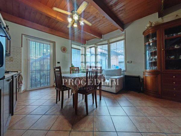 appartamento in vendita a Vaie