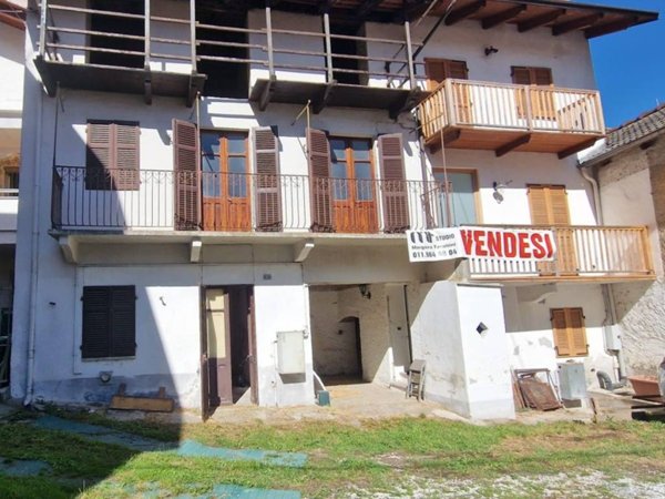 casa indipendente in vendita a Vaie