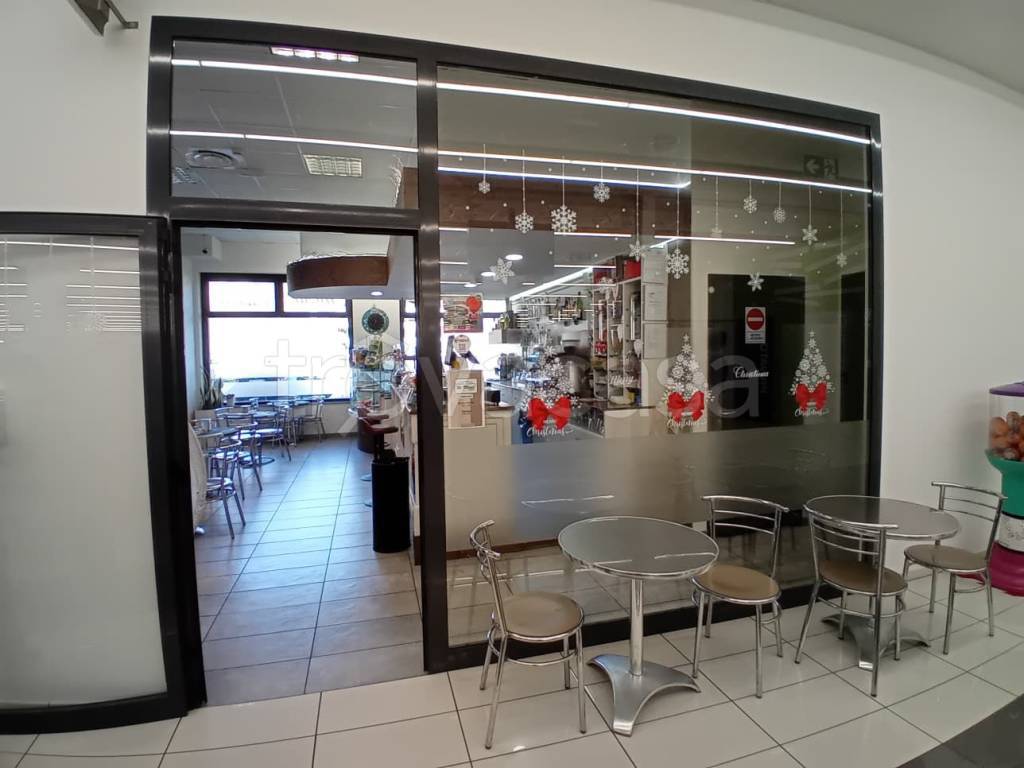 negozio in vendita a Vaie