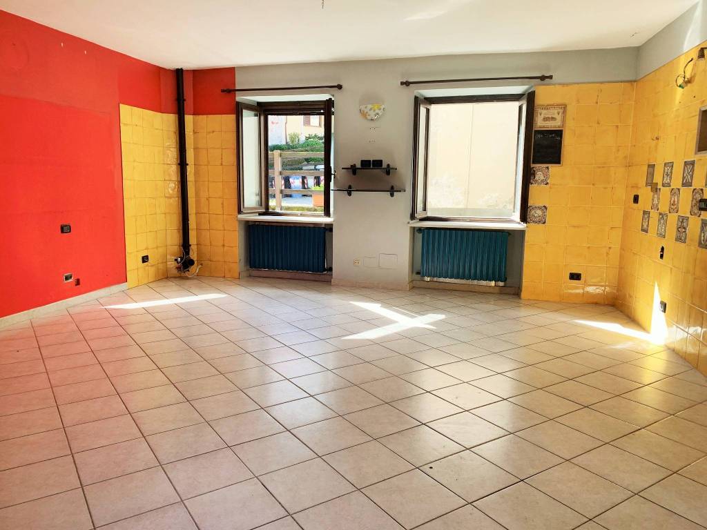 casa indipendente in vendita a Vaie