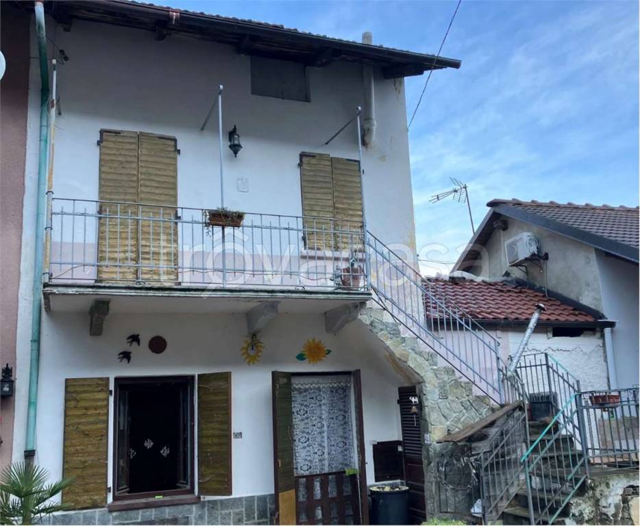 casa indipendente in vendita a Vaie
