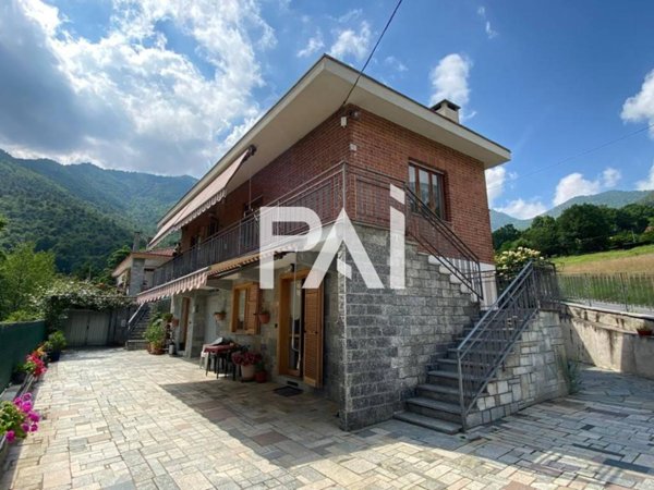 casa indipendente in vendita a Val della Torre