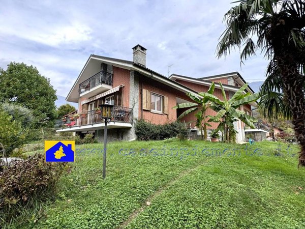 casa indipendente in vendita a Val della Torre