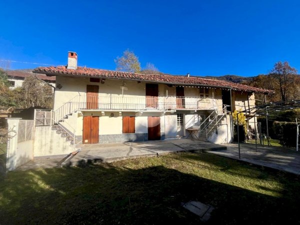 casa semindipendente in vendita a Val della Torre