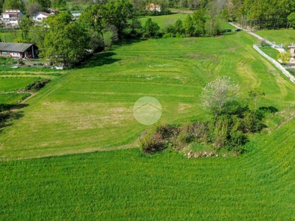 terreno edificabile in vendita a Val della Torre