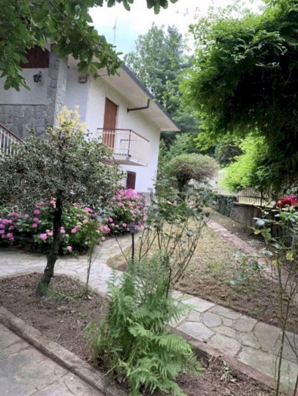 casa indipendente in vendita a Val della Torre
