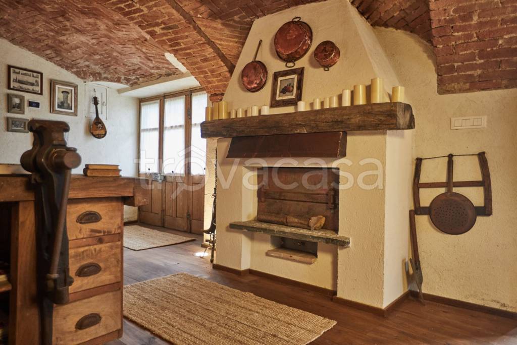 casa indipendente in vendita a Val della Torre