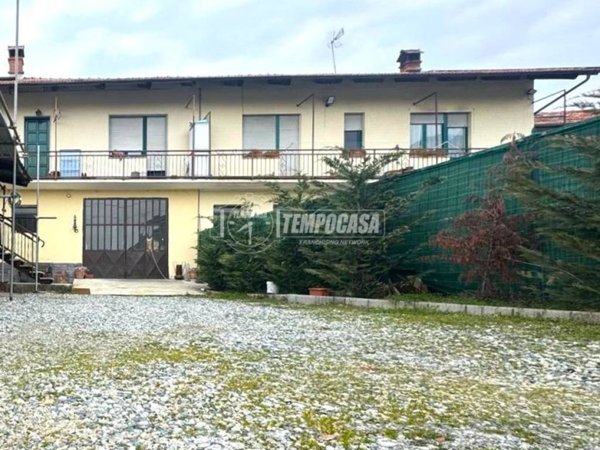casa indipendente in vendita a Val della Torre
