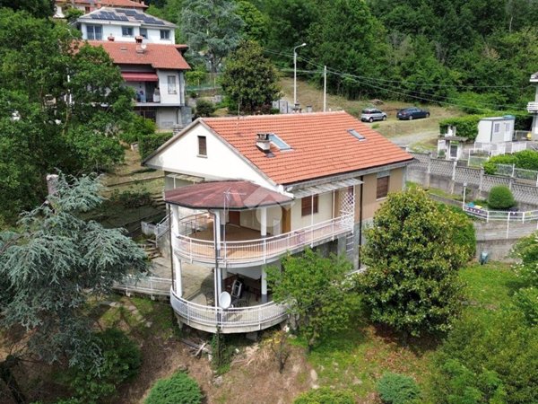 casa indipendente in vendita a Val della Torre