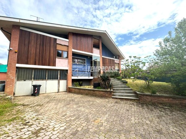 casa indipendente in vendita a Val della Torre
