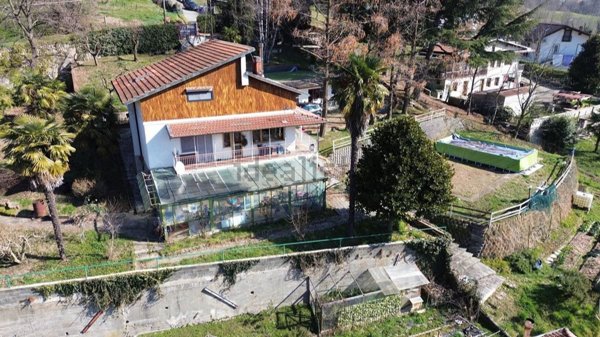 casa indipendente in vendita a Val della Torre