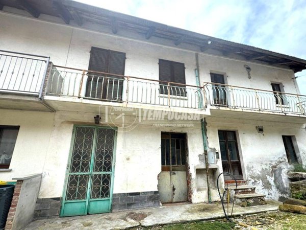casa indipendente in vendita a Val della Torre