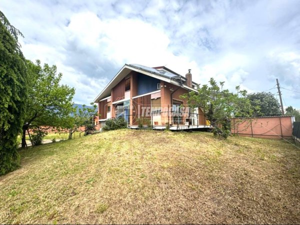 casa indipendente in vendita a Val della Torre
