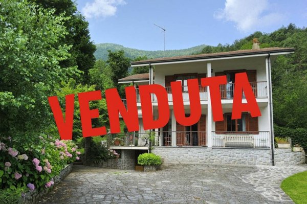 casa indipendente in vendita a Val della Torre