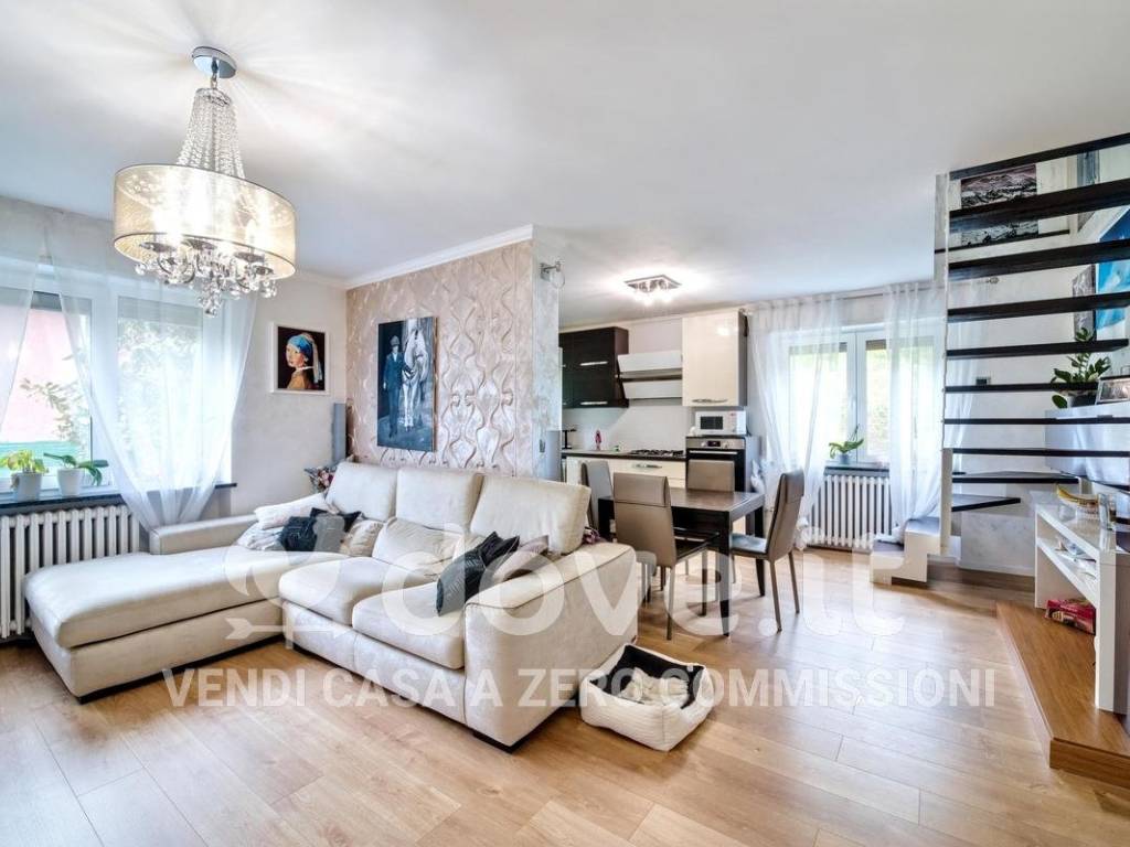 casa indipendente in vendita a Val della Torre