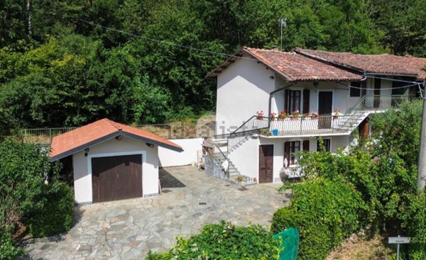 casa semindipendente in vendita a Val della Torre