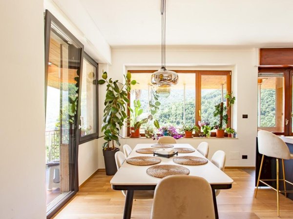 casa indipendente in vendita a Val della Torre