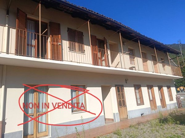 casa indipendente in vendita a Val della Torre