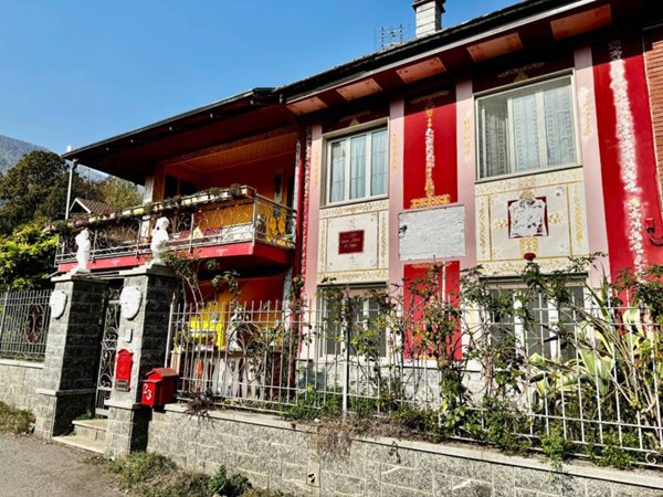 casa indipendente in vendita a Val della Torre
