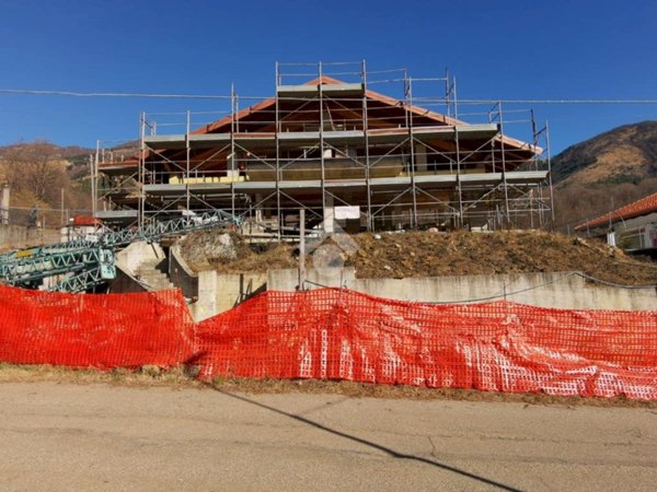 casa indipendente in vendita a Val della Torre