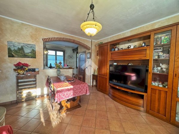 casa indipendente in vendita a Val della Torre