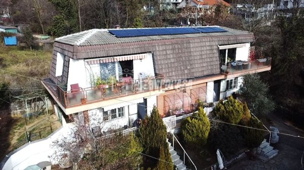 casa indipendente in vendita a Val della Torre