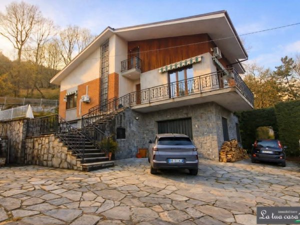 casa indipendente in vendita a Val della Torre