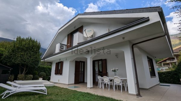casa indipendente in vendita a Val della Torre