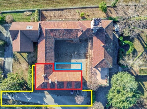 casa indipendente in vendita a Val della Torre