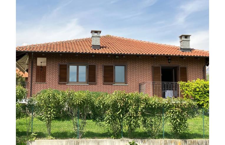 casa indipendente in vendita a Val della Torre
