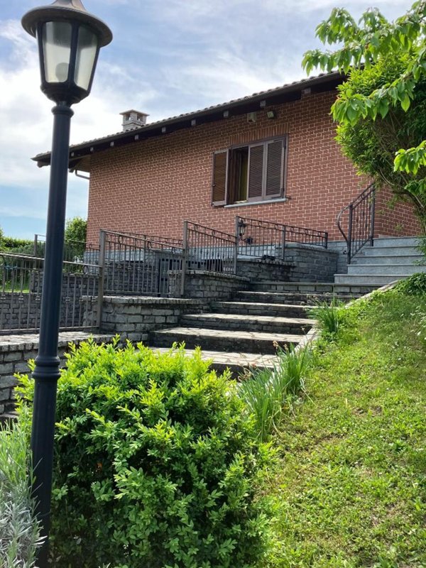 casa indipendente in vendita a Val della Torre