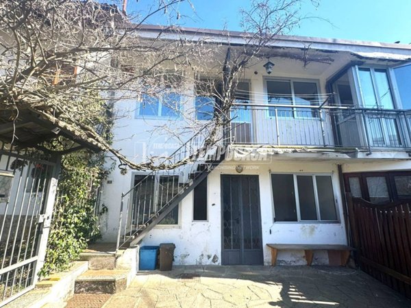 casa indipendente in vendita a Val della Torre