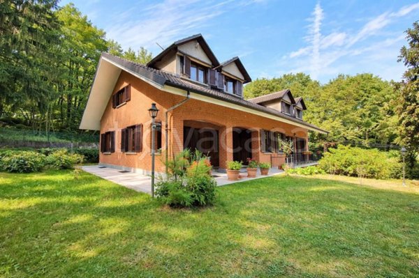 casa indipendente in vendita a Val della Torre