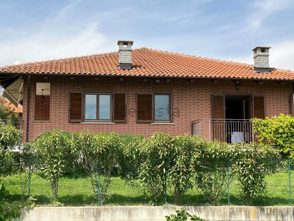 casa indipendente in vendita a Val della Torre