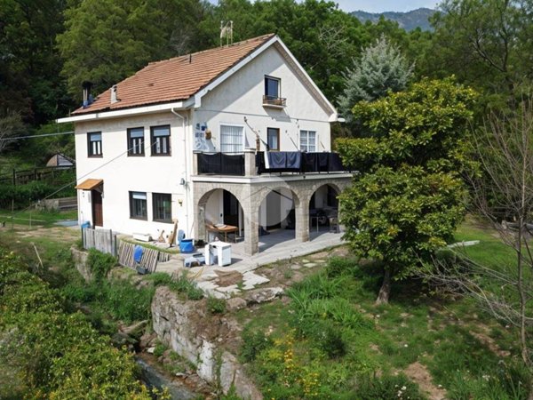 casa indipendente in vendita a Val della Torre