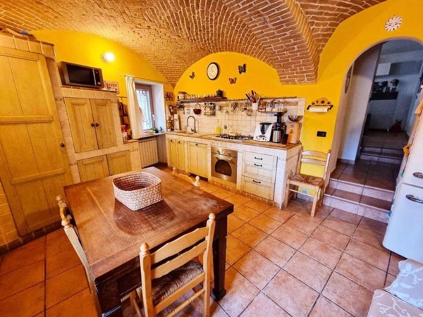 casa indipendente in vendita a Val della Torre