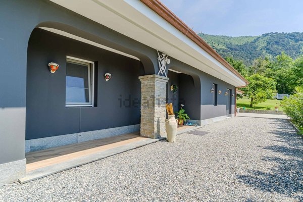 casa indipendente in vendita a Val della Torre