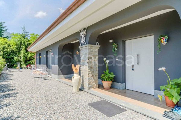 casa indipendente in vendita a Val della Torre