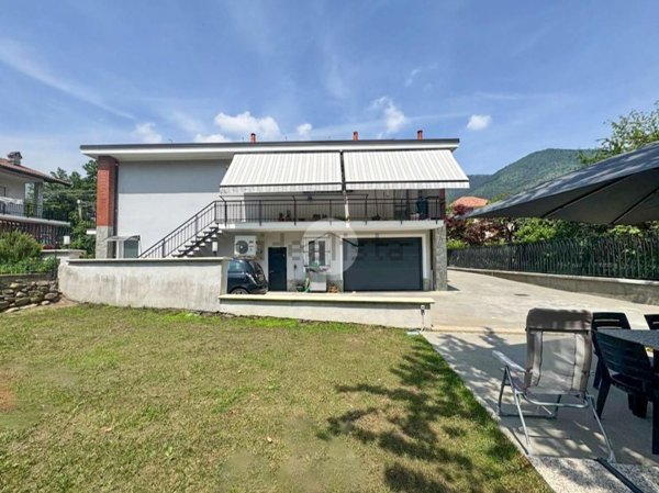 casa indipendente in vendita a Val della Torre