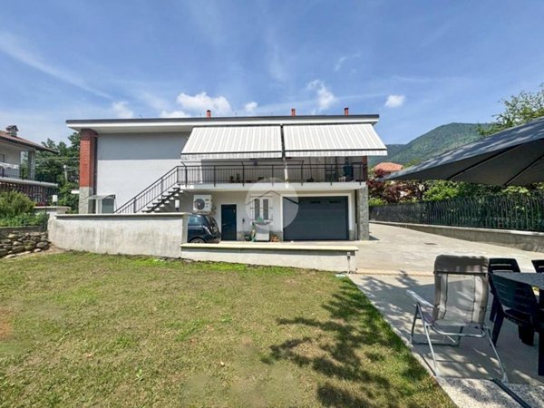 casa indipendente in vendita a Val della Torre