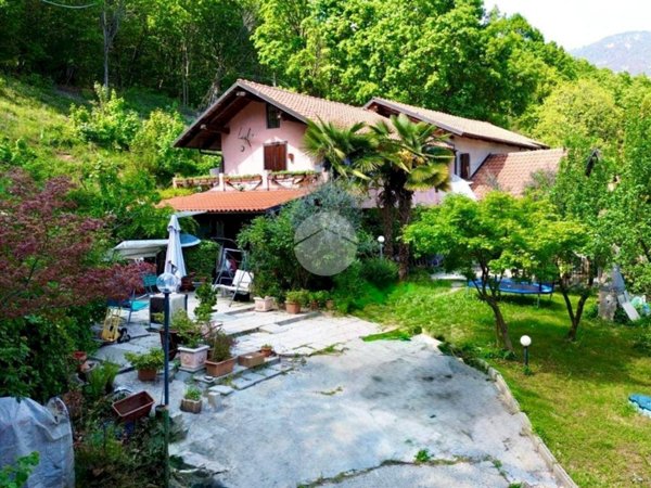 casa indipendente in vendita a Val della Torre