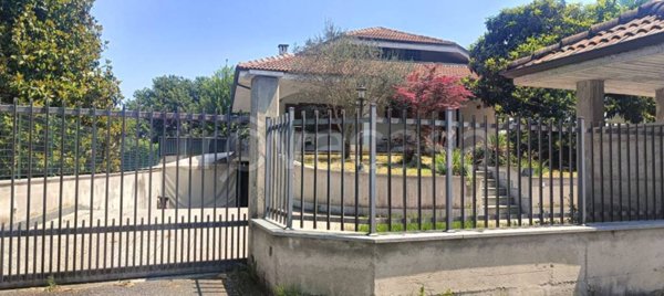 casa indipendente in vendita a Val della Torre
