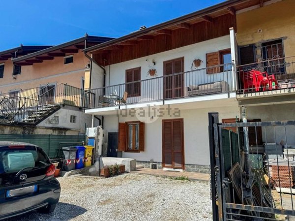 casa indipendente in vendita a Val della Torre
