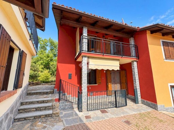 casa semindipendente in vendita a Val della Torre