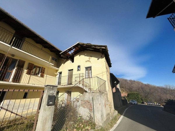 casa indipendente in vendita a Valgioie