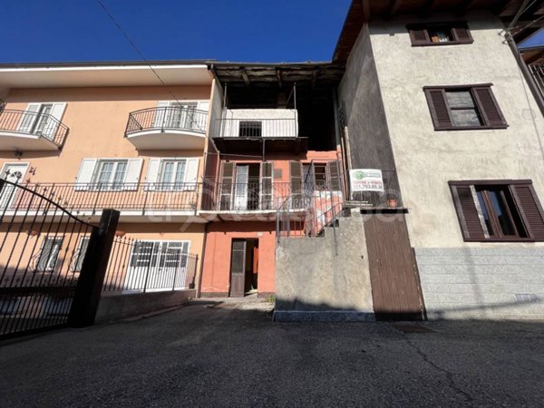 casa indipendente in vendita a Valgioie