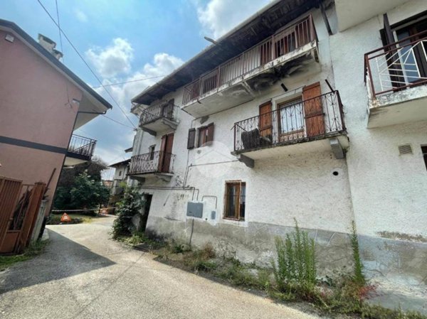 casa indipendente in vendita a Valgioie