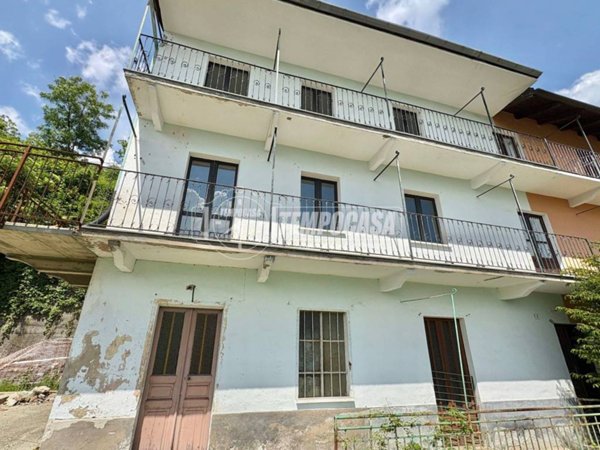 casa indipendente in vendita a Valgioie