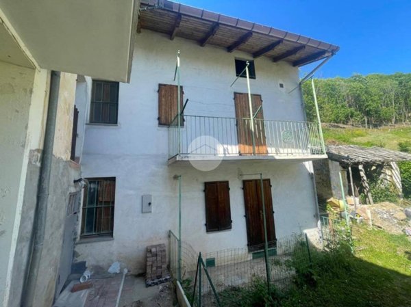 casa indipendente in vendita a Valgioie